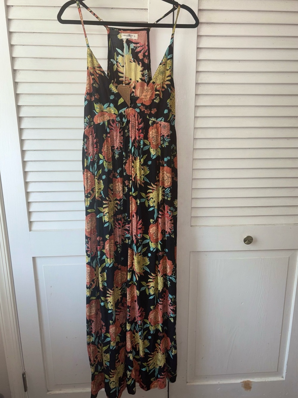 NWT Natural Life Reyna Maxi Dress Large Black Floral Deep V Neck Boho - Picture 2 of 8